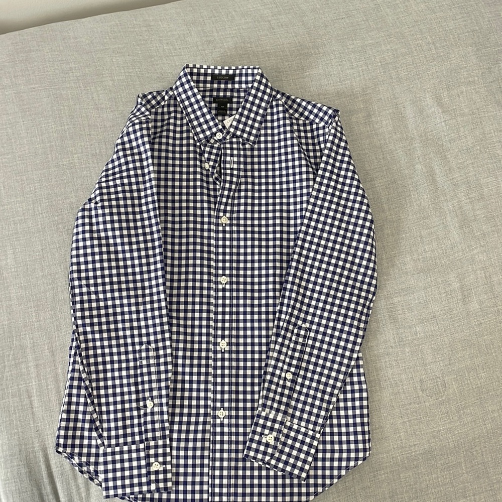 Boys crewcuts Lulow long sleeve button down. Size 12. Blue and white gingham.NWT